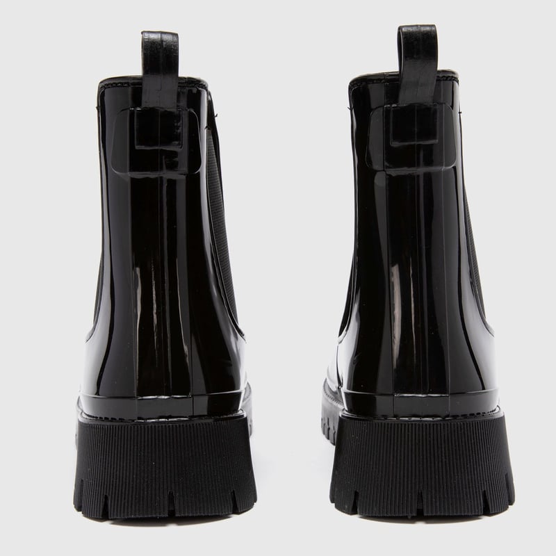 BOTA IMPERMEABLE NEGRA